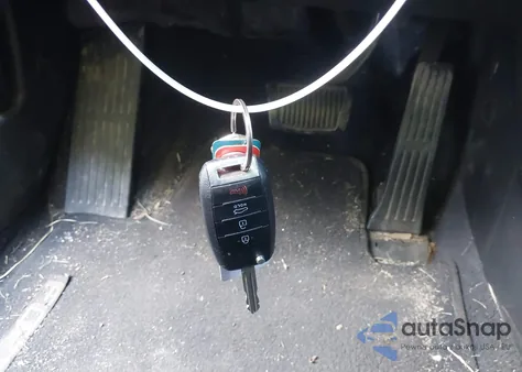 2017 Kia Forte Lx z USA, uszkodzony, nr VIN 3KPFK4A75HE152849